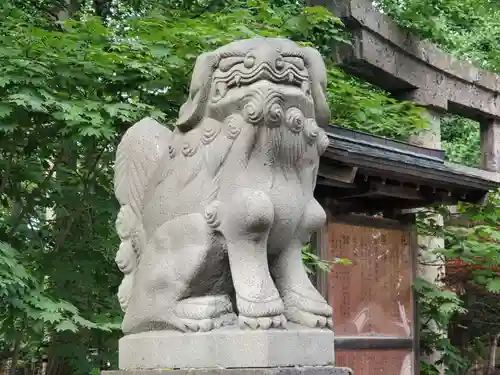 旭川神社の狛犬