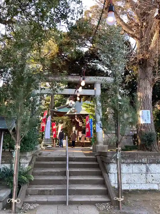 上高田氷川神社の鳥居