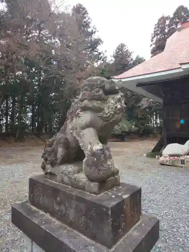 亀岡八幡宮の狛犬