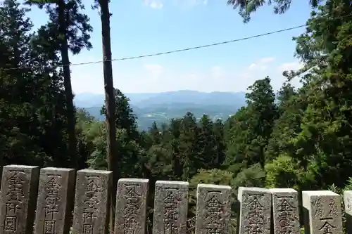 能勢妙見山（真如寺境外仏堂）の景色