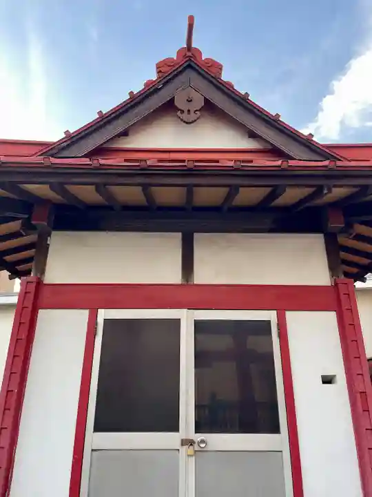 鼻黒稲荷大明神(神奈川県)