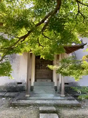 童学寺の本殿・本堂