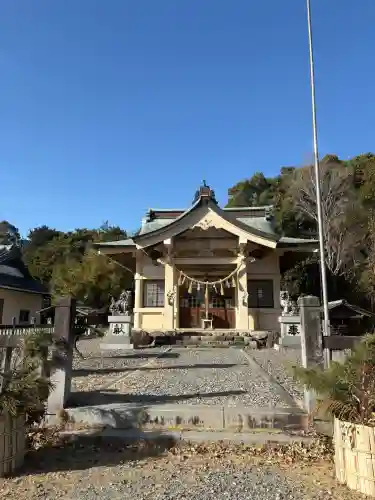 天伯山神社の{uncategorized: "未分類", other: "その他", undefined: "問題あり", building: "その他建物", grave: "お墓", sacred_gate: "鳥居", guardian: "狛犬", statue: "像", buddha: "仏像", history: "歴史", nature: "自然", garden: "庭園", animal: "動物", pagoda: "塔", temizu: "手水舎", mountain_gate: "山門・神門", sanctuary: "本殿・本堂", subordinate: "末社・摂社", art: "芸術", scenery: "景色", jizo: "地蔵", ema: "絵馬", goshuin: "御朱印", omikuji: "おみくじ", items: "授与品その他", amulet: "お守り", goshuincho: "御朱印帳", eats: "食事", festival: "お祭り", votive_dance: "神楽", shichigosan: "七五三参", wedding: "結婚式", experience: "体験その他", initially: "初詣", around: "周辺", anti_infection: "感染症対策"}