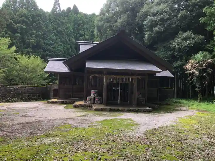 櫛石窓神社の本殿・本堂