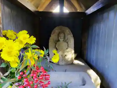 大行日吉法印御堂の末社・摂社