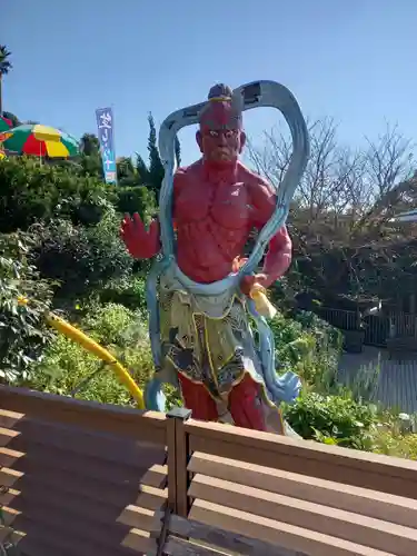 最福寺別院江の島大師の像