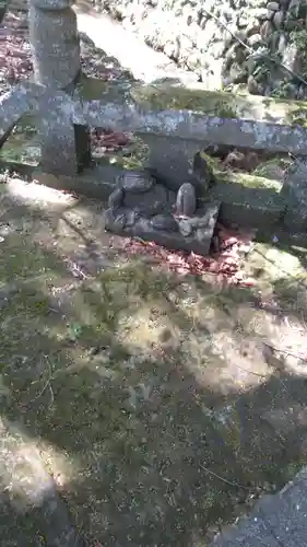 雲八幡宮の狛犬