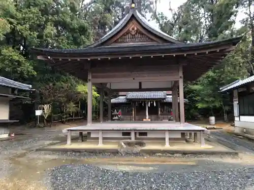 走田神社の本殿