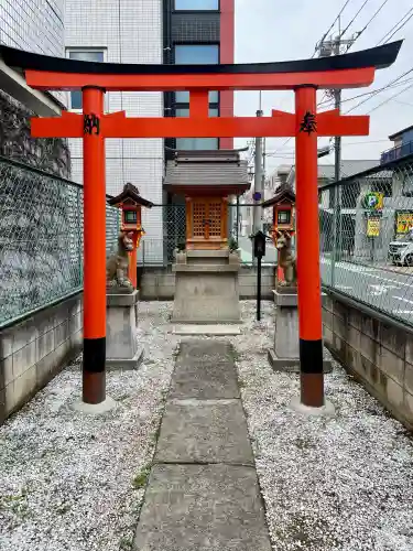 稲荷大神の{uncategorized: "未分類", other: "その他", undefined: "問題あり", building: "その他建物", grave: "お墓", sacred_gate: "鳥居", guardian: "狛犬", statue: "像", buddha: "仏像", history: "歴史", nature: "自然", garden: "庭園", animal: "動物", pagoda: "塔", temizu: "手水舎", mountain_gate: "山門・神門", sanctuary: "本殿・本堂", subordinate: "末社・摂社", art: "芸術", scenery: "景色", jizo: "地蔵", ema: "絵馬", goshuin: "御朱印", omikuji: "おみくじ", items: "授与品その他", amulet: "お守り", goshuincho: "御朱印帳", eats: "食事", festival: "お祭り", votive_dance: "神楽", shichigosan: "七五三参", wedding: "結婚式", experience: "体験その他", initially: "初詣", around: "周辺", anti_infection: "感染症対策"}