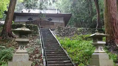 武田八幡宮の建物その他