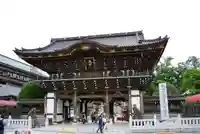 成田山新勝寺の山門・神門
