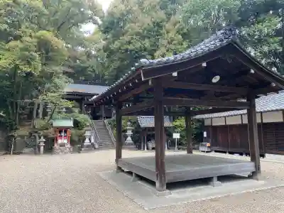 中山八幡神社の{uncategorized: "未分類", other: "その他", undefined: "問題あり", building: "その他建物", grave: "お墓", sacred_gate: "鳥居", guardian: "狛犬", statue: "像", buddha: "仏像", history: "歴史", nature: "自然", garden: "庭園", animal: "動物", pagoda: "塔", temizu: "手水舎", mountain_gate: "山門・神門", sanctuary: "本殿・本堂", subordinate: "末社・摂社", art: "芸術", scenery: "景色", jizo: "地蔵", ema: "絵馬", goshuin: "御朱印", omikuji: "おみくじ", items: "授与品その他", amulet: "お守り", goshuincho: "御朱印帳", eats: "食事", festival: "お祭り", votive_dance: "神楽", shichigosan: "七五三参", wedding: "結婚式", experience: "体験その他", initially: "初詣", around: "周辺", anti_infection: "感染症対策"}