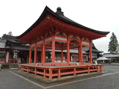 美濃國一宮　南宮大社の本殿・本堂