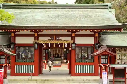 静岡浅間神社の山門・神門