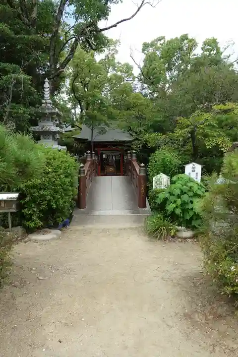 田村神社の本殿・本堂