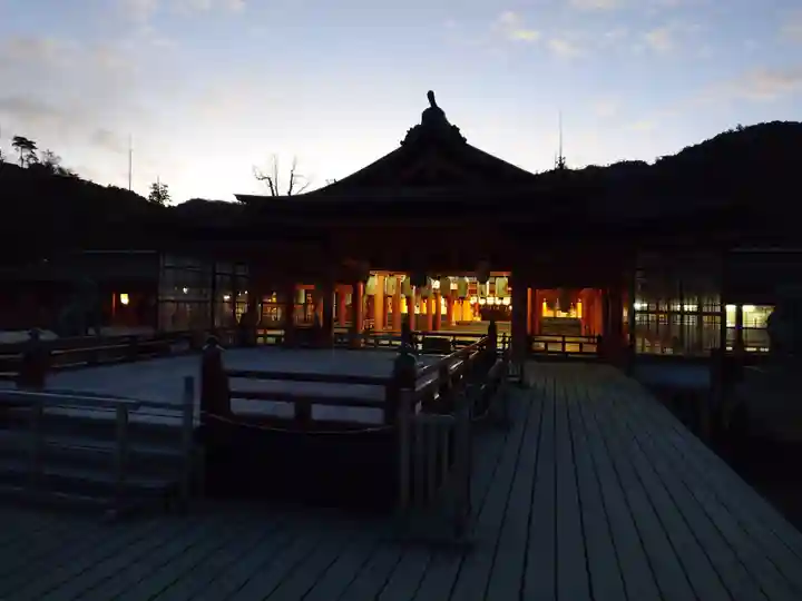 厳島神社(広島県)