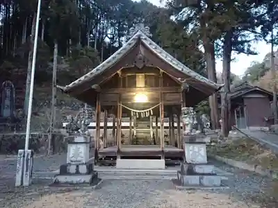 岩倉神社の本殿・本堂