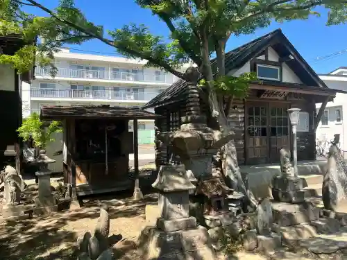 仙岳院の{uncategorized: "未分類", other: "その他", undefined: "問題あり", building: "その他建物", grave: "お墓", sacred_gate: "鳥居", guardian: "狛犬", statue: "像", buddha: "仏像", history: "歴史", nature: "自然", garden: "庭園", animal: "動物", pagoda: "塔", temizu: "手水舎", mountain_gate: "山門・神門", sanctuary: "本殿・本堂", subordinate: "末社・摂社", art: "芸術", scenery: "景色", jizo: "地蔵", ema: "絵馬", goshuin: "御朱印", omikuji: "おみくじ", items: "授与品その他", amulet: "お守り", goshuincho: "御朱印帳", eats: "食事", festival: "お祭り", votive_dance: "神楽", shichigosan: "七五三参", wedding: "結婚式", experience: "体験その他", initially: "初詣", around: "周辺", anti_infection: "感染症対策"}