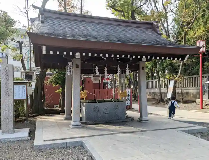 富岡八幡宮の手水舎