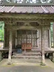 日用神社の本殿