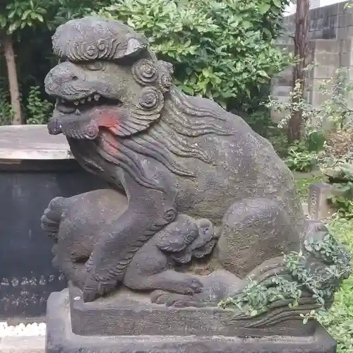 新橋鹽竃神社の狛犬