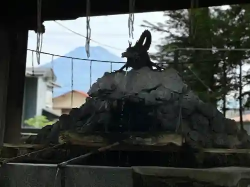 小室浅間神社の手水舎