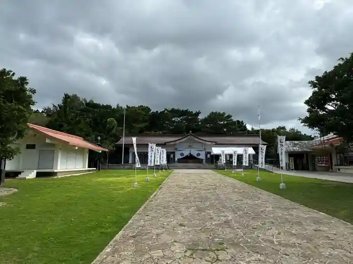 沖縄県護国神社(沖縄県)