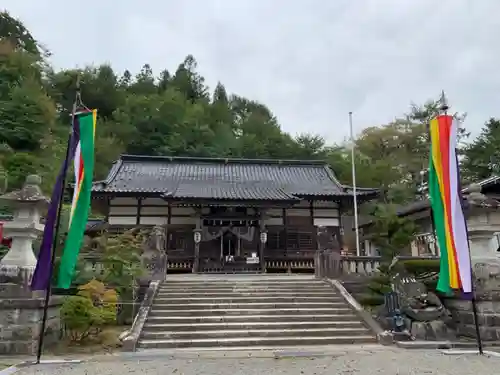 南部神社の本殿