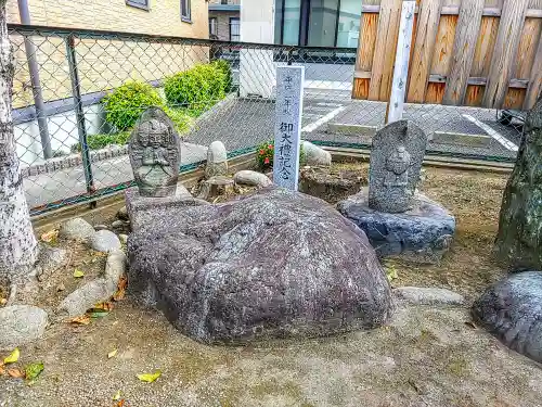 船塚神社の仏像