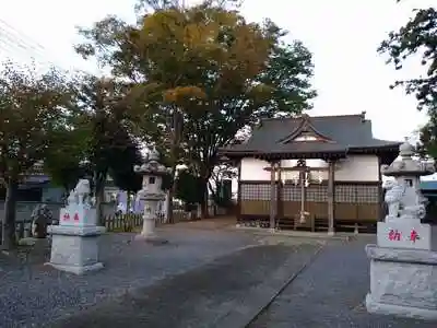 苅間八坂神社の本殿