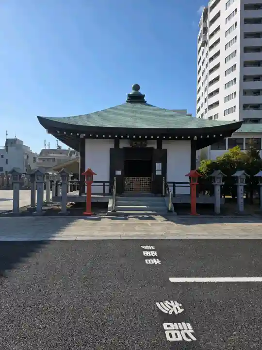 高野山東京別院の{uncategorized: "未分類", other: "その他", undefined: "問題あり", building: "その他建物", grave: "お墓", sacred_gate: "鳥居", guardian: "狛犬", statue: "像", buddha: "仏像", history: "歴史", nature: "自然", garden: "庭園", animal: "動物", pagoda: "塔", temizu: "手水舎", mountain_gate: "山門・神門", sanctuary: "本殿・本堂", subordinate: "末社・摂社", art: "芸術", scenery: "景色", jizo: "地蔵", ema: "絵馬", goshuin: "御朱印", omikuji: "おみくじ", items: "授与品その他", amulet: "お守り", goshuincho: "御朱印帳", eats: "食事", festival: "お祭り", votive_dance: "神楽", shichigosan: "七五三参", wedding: "結婚式", experience: "体験その他", initially: "初詣", around: "周辺", anti_infection: "感染症対策"}