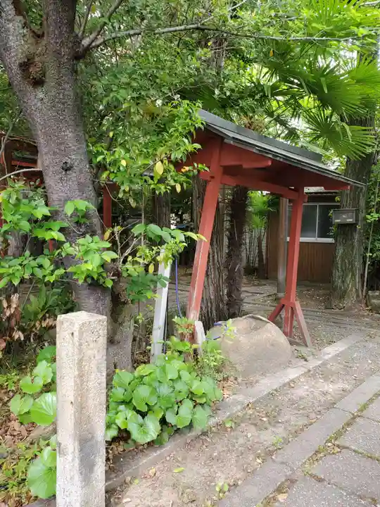 外土居神社の手水舎