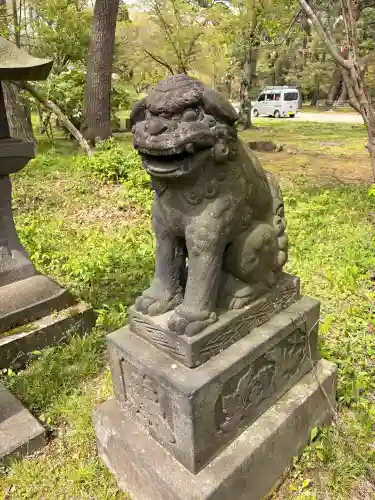 与次郎稲荷神社の{uncategorized: "未分類", other: "その他", undefined: "問題あり", building: "その他建物", grave: "お墓", sacred_gate: "鳥居", guardian: "狛犬", statue: "像", buddha: "仏像", history: "歴史", nature: "自然", garden: "庭園", animal: "動物", pagoda: "塔", temizu: "手水舎", mountain_gate: "山門・神門", sanctuary: "本殿・本堂", subordinate: "末社・摂社", art: "芸術", scenery: "景色", jizo: "地蔵", ema: "絵馬", goshuin: "御朱印", omikuji: "おみくじ", items: "授与品その他", amulet: "お守り", goshuincho: "御朱印帳", eats: "食事", festival: "お祭り", votive_dance: "神楽", shichigosan: "七五三参", wedding: "結婚式", experience: "体験その他", initially: "初詣", around: "周辺", anti_infection: "感染症対策"}