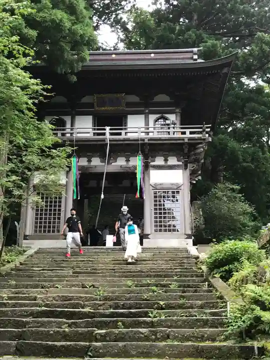 大山寺の山門・神門