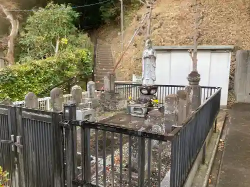 岩屋堂(神奈川県)