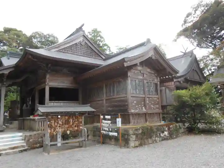 東霧島神社の本殿・本堂