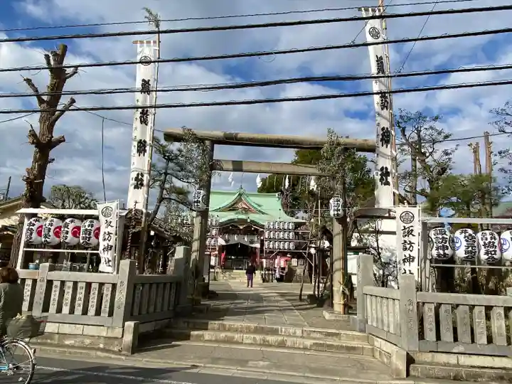 諏訪神社の鳥居