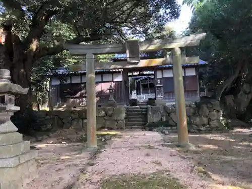 志比前神社の鳥居