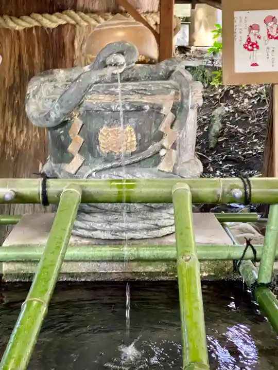大神神社の手水舎