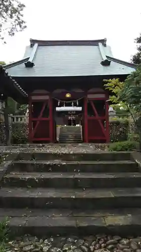 賀久留神社の山門・神門