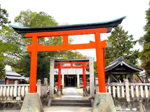 稲荷神社の鳥居