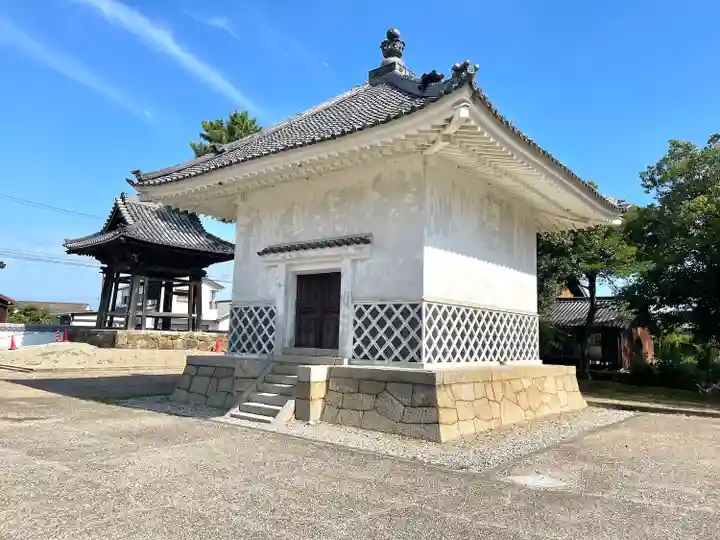 雲龍山 本證寺(愛知県)