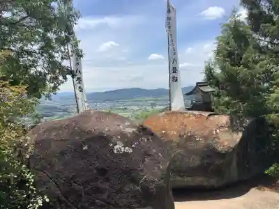 一乗寺の{uncategorized: "未分類", other: "その他", undefined: "問題あり", building: "その他建物", grave: "お墓", sacred_gate: "鳥居", guardian: "狛犬", statue: "像", buddha: "仏像", history: "歴史", nature: "自然", garden: "庭園", animal: "動物", pagoda: "塔", temizu: "手水舎", mountain_gate: "山門・神門", sanctuary: "本殿・本堂", subordinate: "末社・摂社", art: "芸術", scenery: "景色", jizo: "地蔵", ema: "絵馬", goshuin: "御朱印", omikuji: "おみくじ", items: "授与品その他", amulet: "お守り", goshuincho: "御朱印帳", eats: "食事", festival: "お祭り", votive_dance: "神楽", shichigosan: "七五三参", wedding: "結婚式", experience: "体験その他", initially: "初詣", around: "周辺", anti_infection: "感染症対策"}