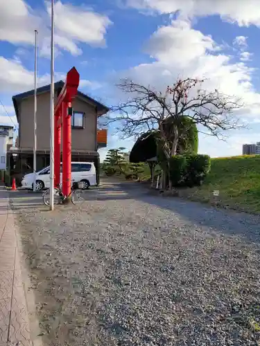 旅立稲荷神社の周辺