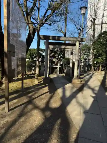 待乳山聖天（本龍院）の{uncategorized: "未分類", other: "その他", undefined: "問題あり", building: "その他建物", grave: "お墓", sacred_gate: "鳥居", guardian: "狛犬", statue: "像", buddha: "仏像", history: "歴史", nature: "自然", garden: "庭園", animal: "動物", pagoda: "塔", temizu: "手水舎", mountain_gate: "山門・神門", sanctuary: "本殿・本堂", subordinate: "末社・摂社", art: "芸術", scenery: "景色", jizo: "地蔵", ema: "絵馬", goshuin: "御朱印", omikuji: "おみくじ", items: "授与品その他", amulet: "お守り", goshuincho: "御朱印帳", eats: "食事", festival: "お祭り", votive_dance: "神楽", shichigosan: "七五三参", wedding: "結婚式", experience: "体験その他", initially: "初詣", around: "周辺", anti_infection: "感染症対策"}