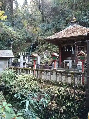 高尾山薬王院の末社・摂社