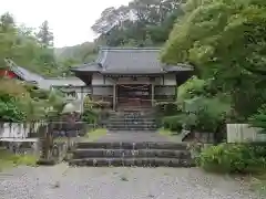 岩水寺の本殿