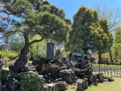 明治寺の{uncategorized: "未分類", other: "その他", undefined: "問題あり", building: "その他建物", grave: "お墓", sacred_gate: "鳥居", guardian: "狛犬", statue: "像", buddha: "仏像", history: "歴史", nature: "自然", garden: "庭園", animal: "動物", pagoda: "塔", temizu: "手水舎", mountain_gate: "山門・神門", sanctuary: "本殿・本堂", subordinate: "末社・摂社", art: "芸術", scenery: "景色", jizo: "地蔵", ema: "絵馬", goshuin: "御朱印", omikuji: "おみくじ", items: "授与品その他", amulet: "お守り", goshuincho: "御朱印帳", eats: "食事", festival: "お祭り", votive_dance: "神楽", shichigosan: "七五三参", wedding: "結婚式", experience: "体験その他", initially: "初詣", around: "周辺", anti_infection: "感染症対策"}