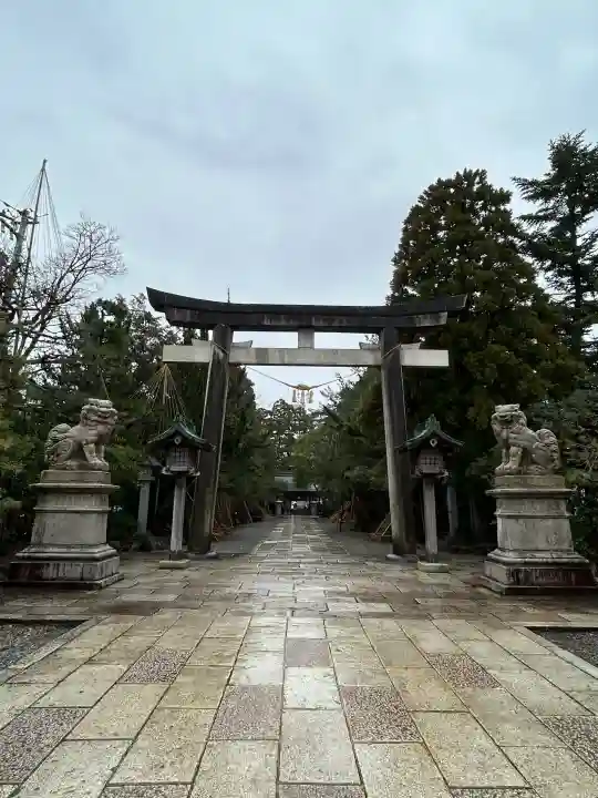 日枝神社の{uncategorized: "未分類", other: "その他", undefined: "問題あり", building: "その他建物", grave: "お墓", sacred_gate: "鳥居", guardian: "狛犬", statue: "像", buddha: "仏像", history: "歴史", nature: "自然", garden: "庭園", animal: "動物", pagoda: "塔", temizu: "手水舎", mountain_gate: "山門・神門", sanctuary: "本殿・本堂", subordinate: "末社・摂社", art: "芸術", scenery: "景色", jizo: "地蔵", ema: "絵馬", goshuin: "御朱印", omikuji: "おみくじ", items: "授与品その他", amulet: "お守り", goshuincho: "御朱印帳", eats: "食事", festival: "お祭り", votive_dance: "神楽", shichigosan: "七五三参", wedding: "結婚式", experience: "体験その他", initially: "初詣", around: "周辺", anti_infection: "感染症対策"}