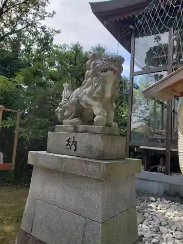 須天熊野神社の狛犬